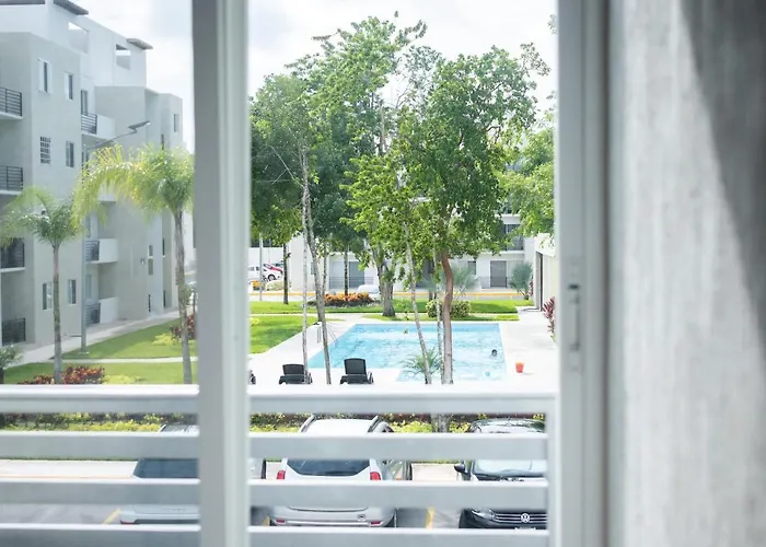 Depto 2 Rec. con vista a la piscina en C. Privada
