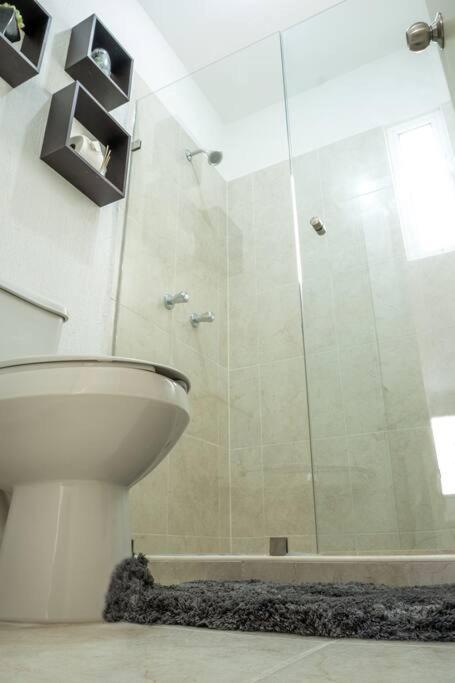 Apartamento Depto 2 Rec. Con Vista A La Piscina En C. Privada *